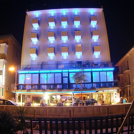 Hotel Continental Μπελάρια-Ιτζέα Μαρίνα Εξωτερικό φωτογραφία