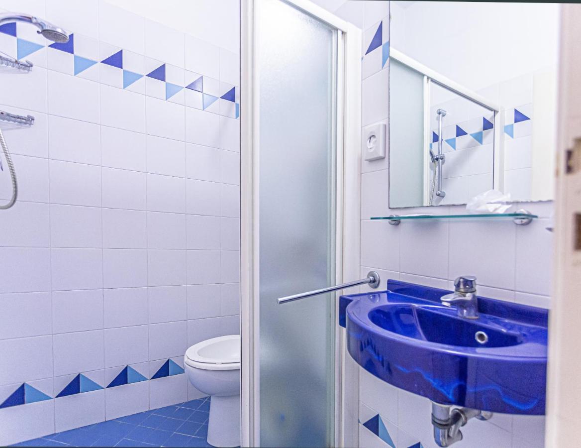 Hotel Continental Μπελάρια-Ιτζέα Μαρίνα Εξωτερικό φωτογραφία