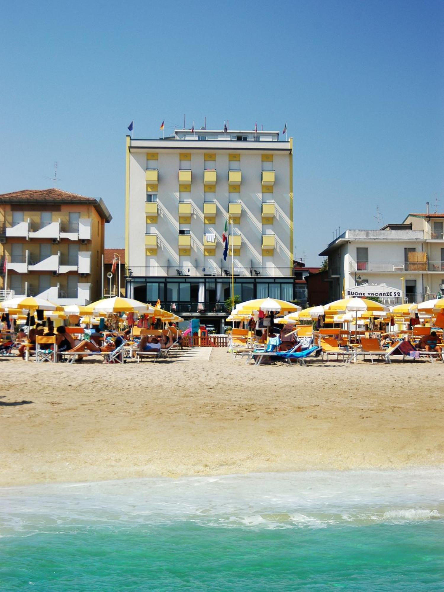 Hotel Continental Μπελάρια-Ιτζέα Μαρίνα Εξωτερικό φωτογραφία